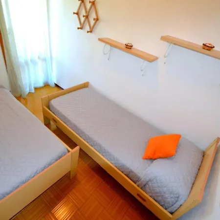 Cozy With Shared Pool Apartmán